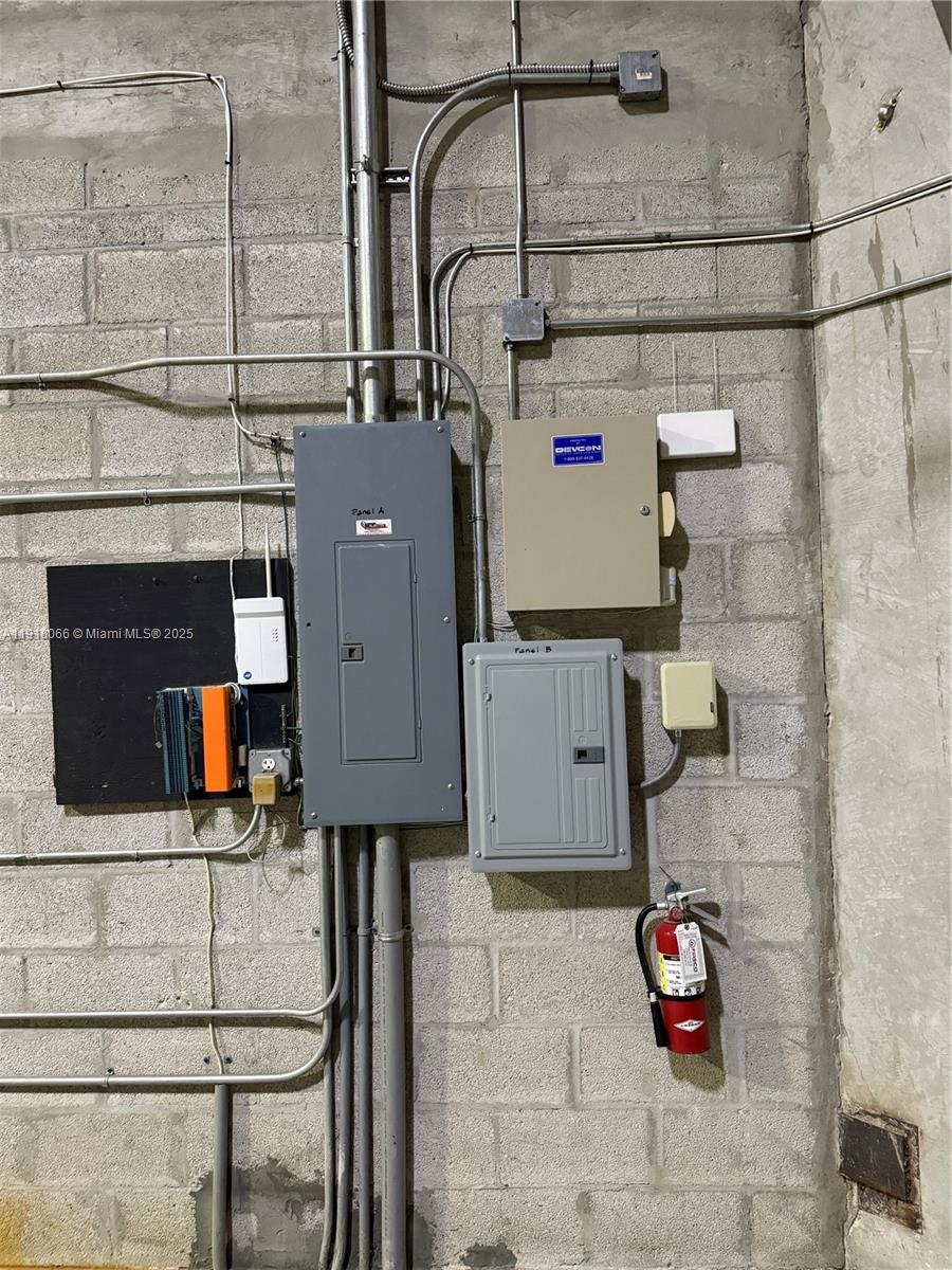 122  /   sq. ft. $ 2025-11-21 0 Photo