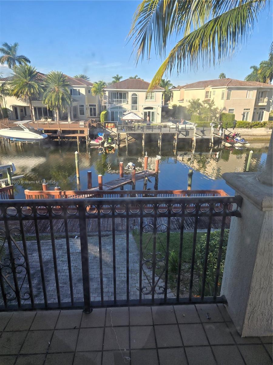 Photo of 933 Harbor Vw N (933), Hollywood, Florida, 33019 -