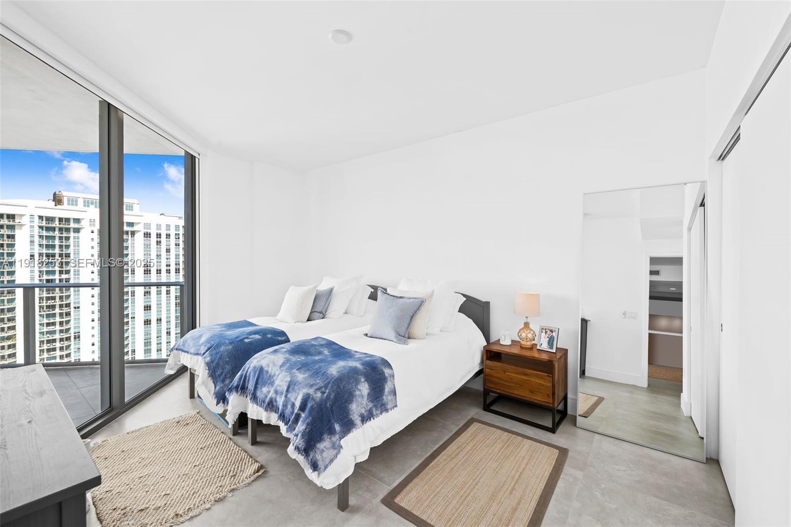 Photo of 17111 Biscayne Blvd  #2103, North Miami Beach, Florida, 33160 - 