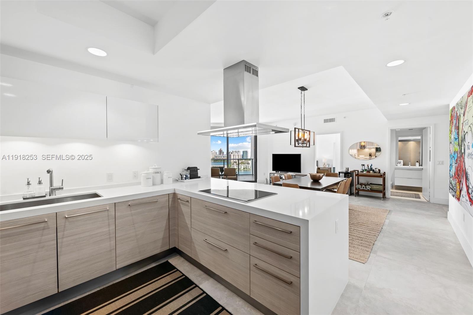 Photo of 17111 Biscayne Blvd  #2103, North Miami Beach, Florida, 33160 - 