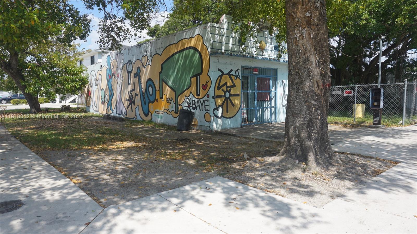 See details / sq. ft. $ 2025-11-21 0 Photo