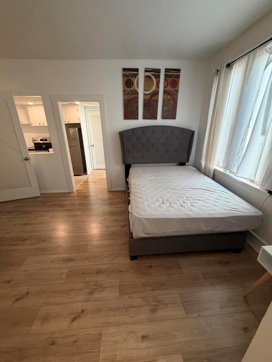 See details / 15 sq. ft. $ 2026-03-28 0 Photo
