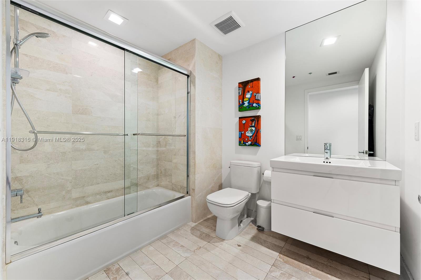 Photo of 17111 Biscayne Blvd #606, North Miami Beach, Florida, 33160 -