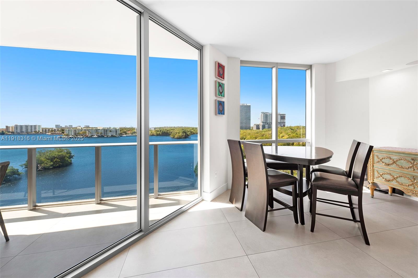 Photo of 17111 Biscayne Blvd #606, North Miami Beach, Florida, 33160 -