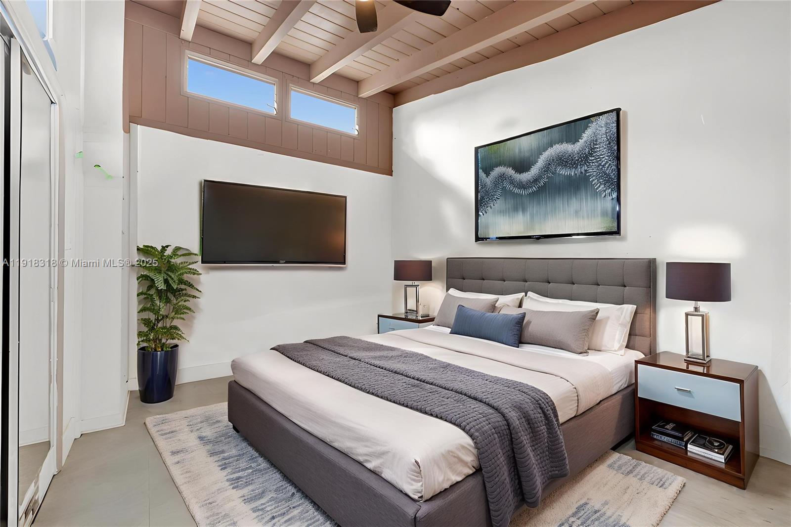   /  1836 sq. ft. $ 2025-11-21 0 Photo