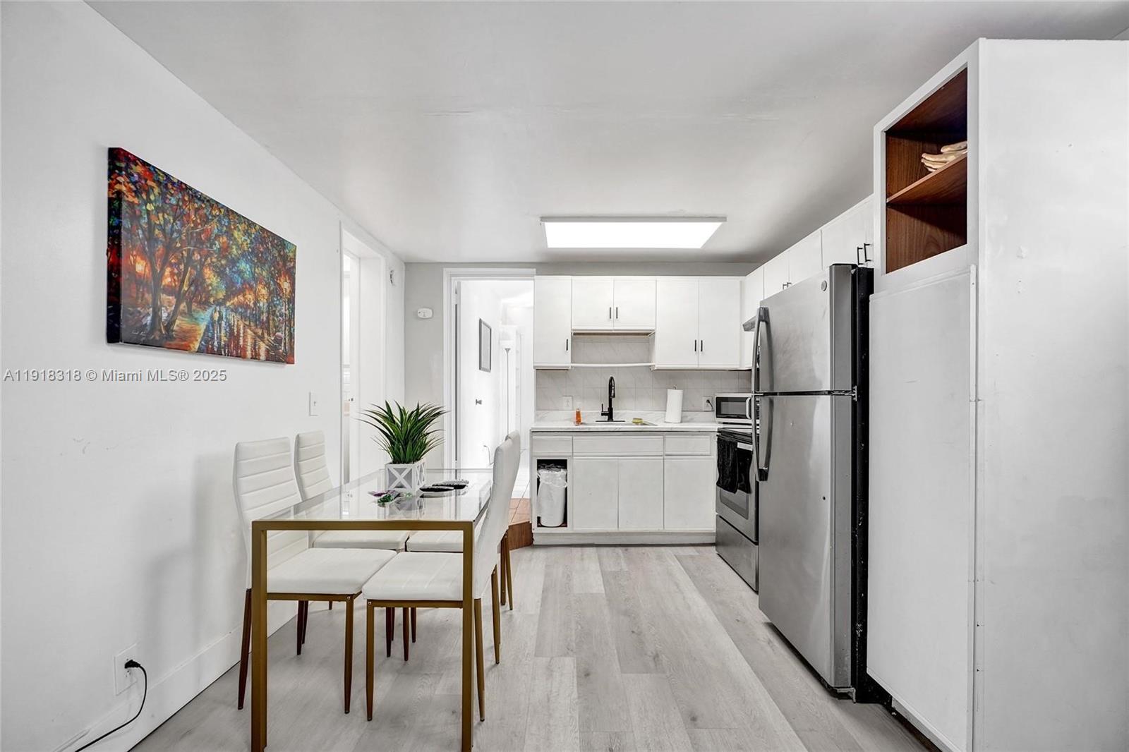   /  1836 sq. ft. $ 2025-11-21 0 Photo