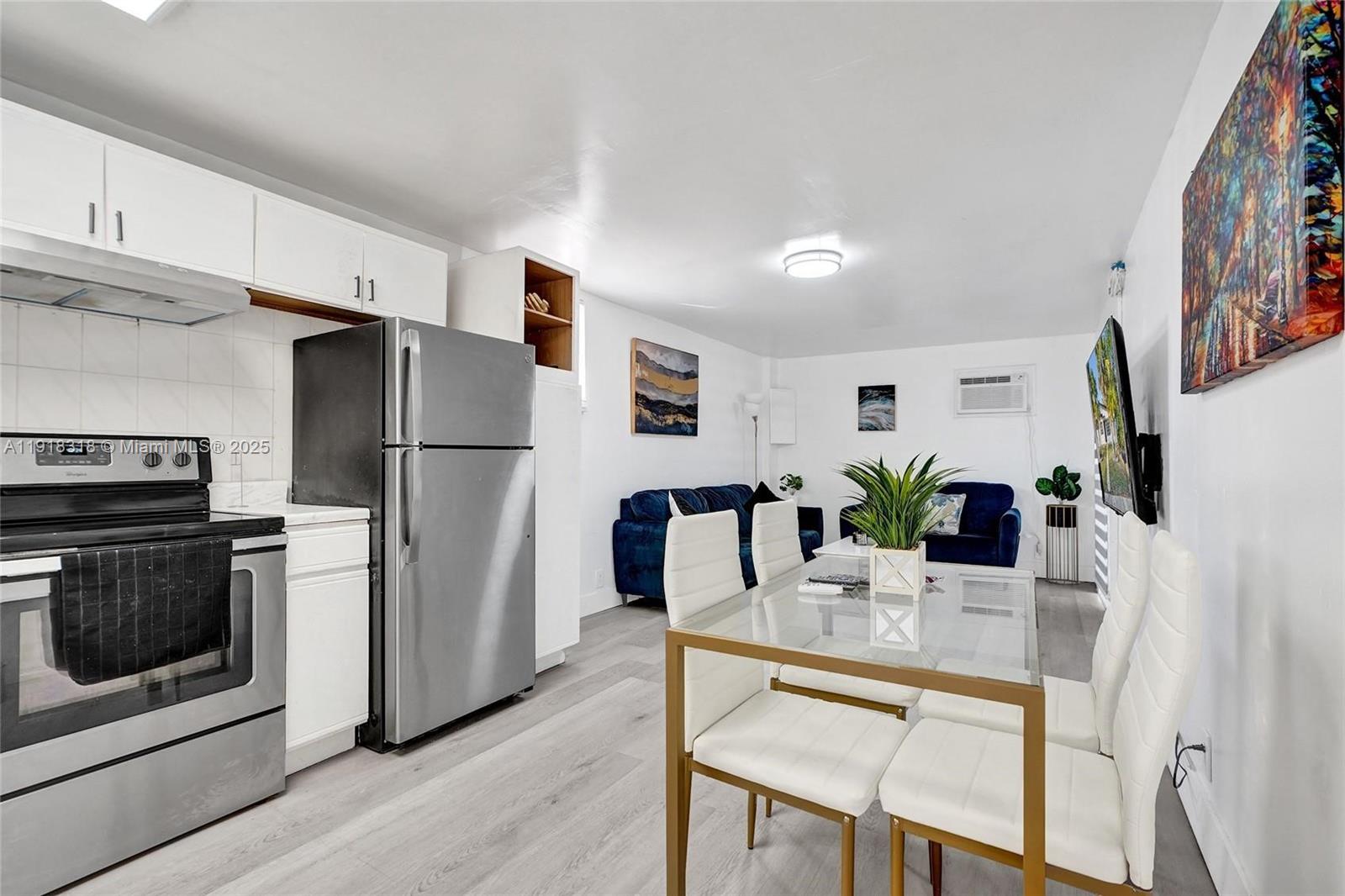   /  1836 sq. ft. $ 2025-11-21 0 Photo