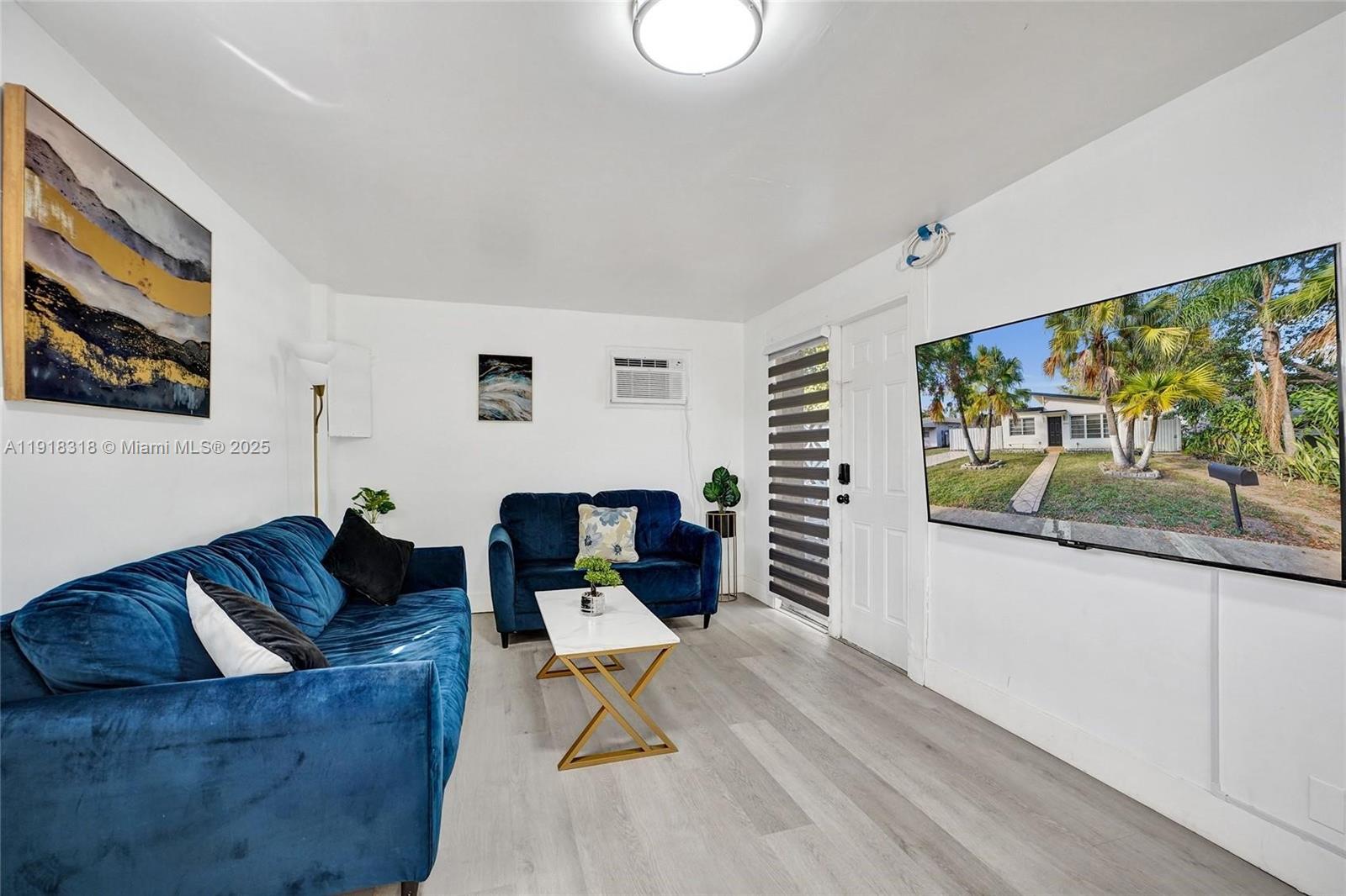   /  1836 sq. ft. $ 2025-11-21 0 Photo