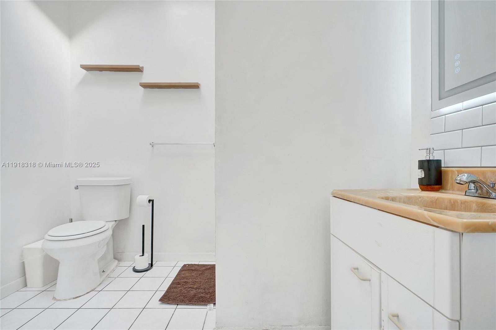   /  1836 sq. ft. $ 2025-11-21 0 Photo