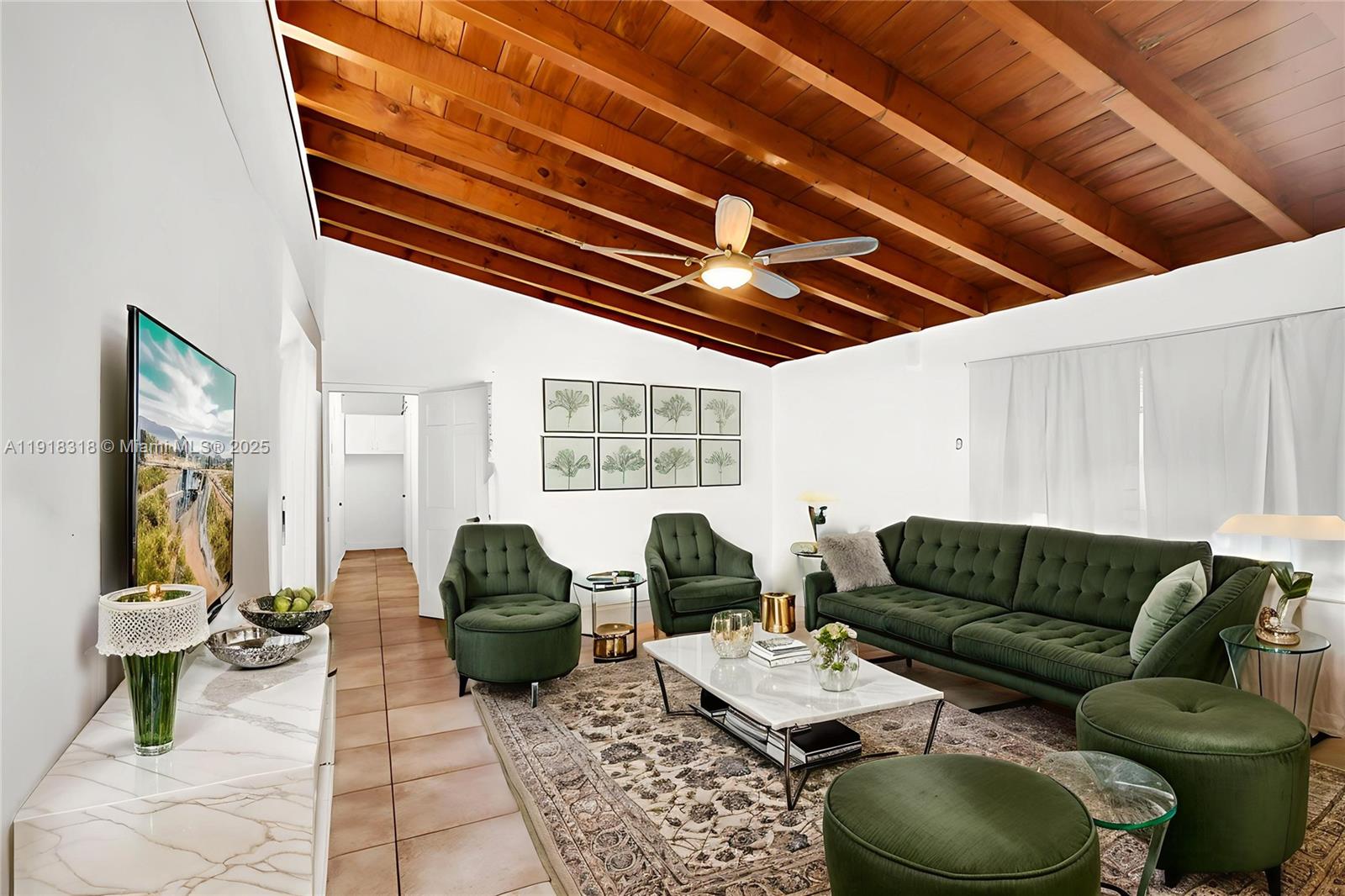   /  1836 sq. ft. $ 2025-11-21 0 Photo