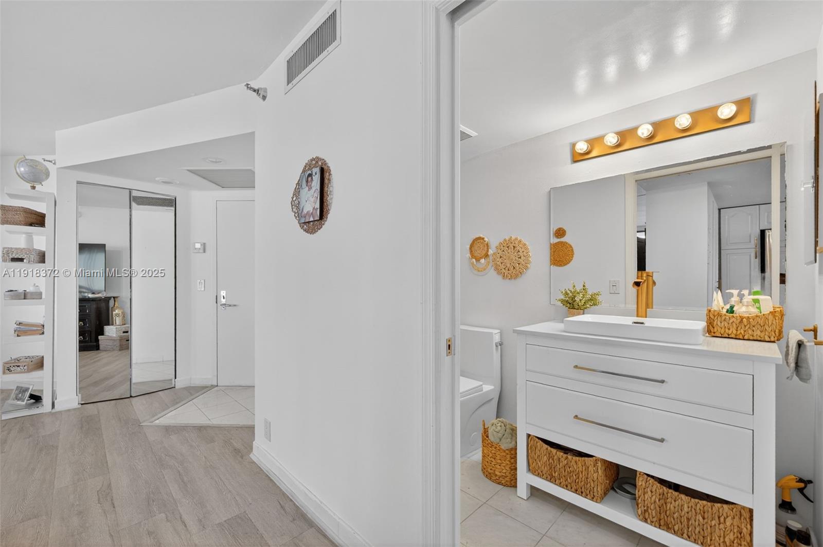 Photo of 3500 Mystic Pointe Dr #1804, Aventura, Florida, 33180 -