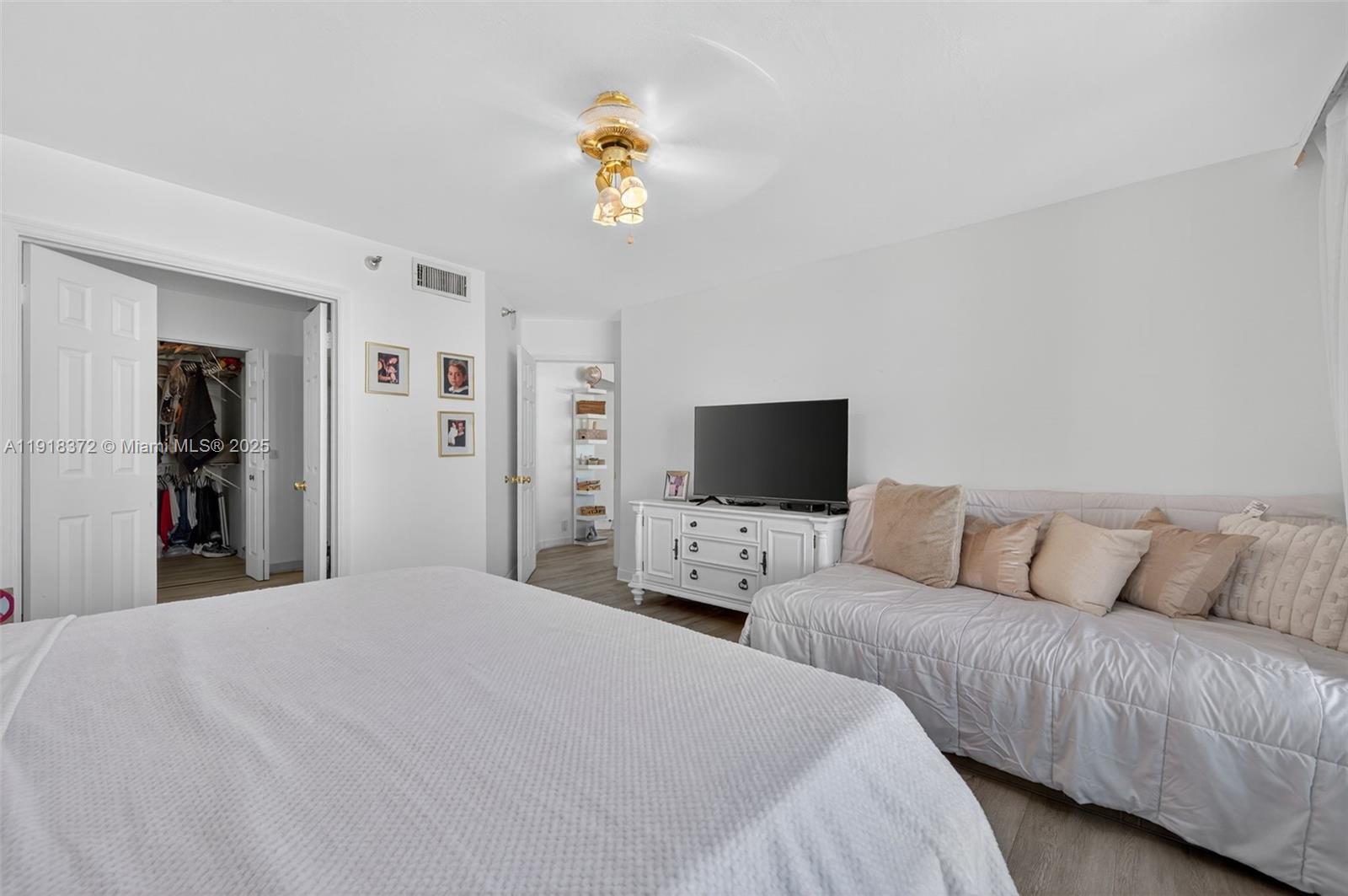 Photo of 3500 Mystic Pointe Dr #1804, Aventura, Florida, 33180 -