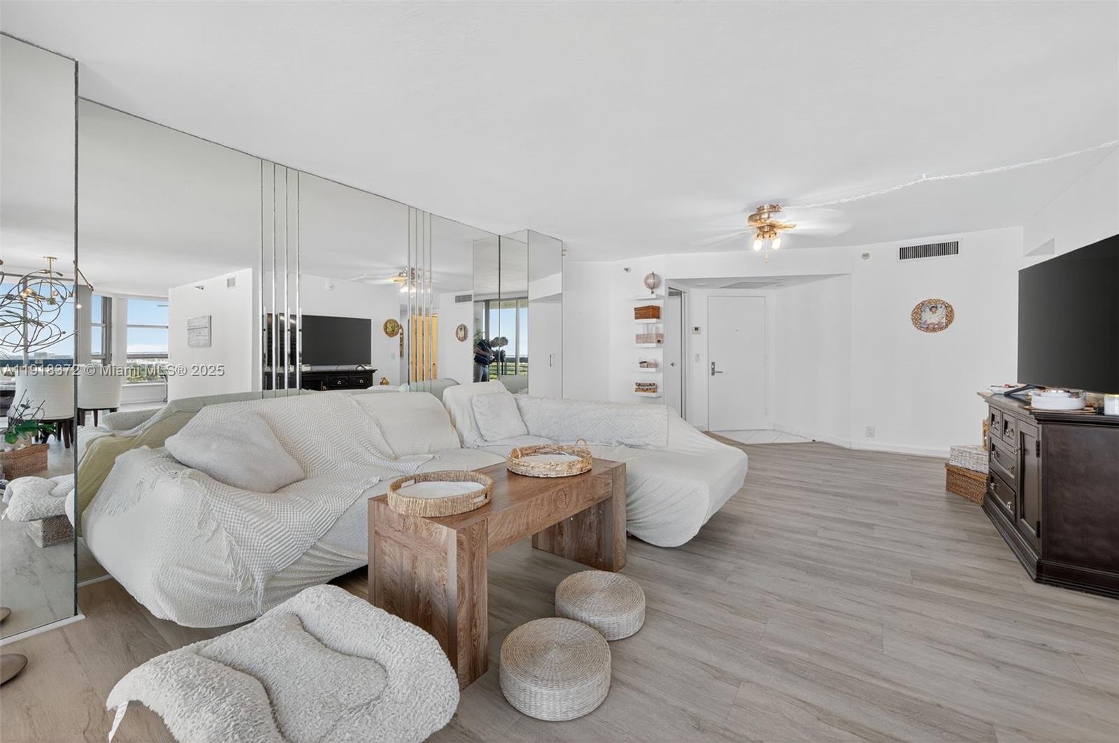 Photo of 3500 Mystic Pointe Dr #1804, Aventura, Florida, 33180 -