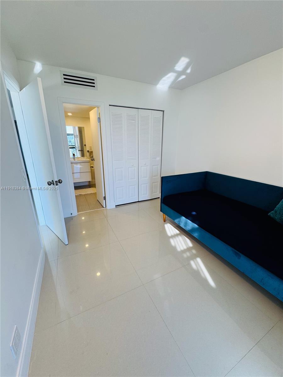 Photo of 20335 Country Club Dr #608, Aventura, Florida, 33180 -