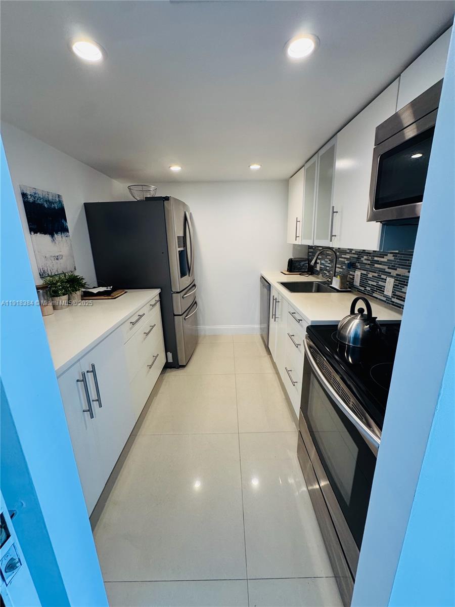 Photo of 20335 Country Club Dr #608, Aventura, Florida, 33180 -