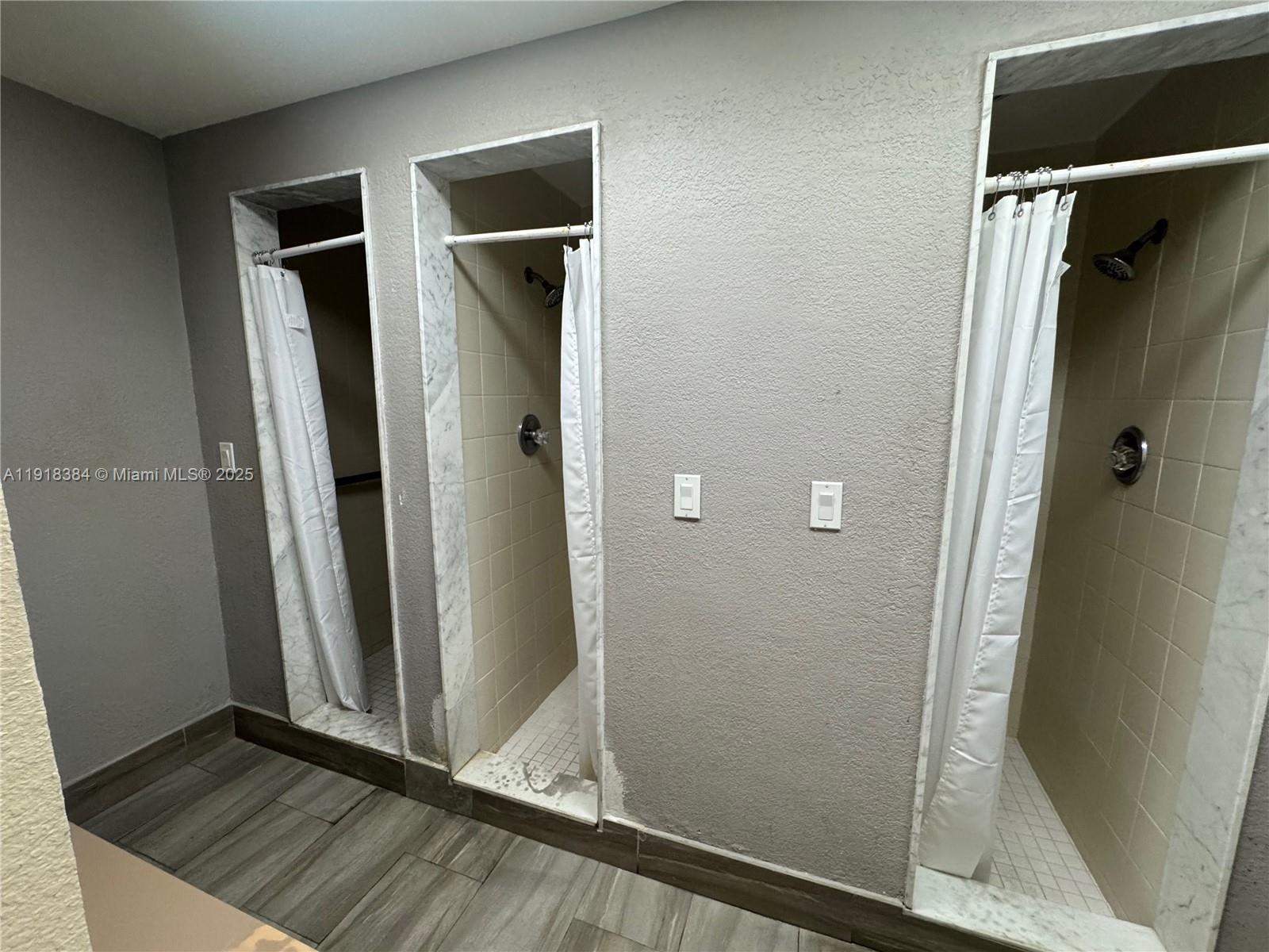 Photo of 20335 Country Club Dr #608, Aventura, Florida, 33180 -