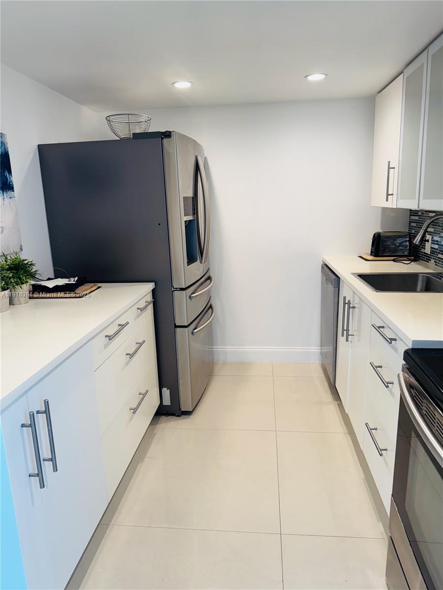 Photo of 20335 Country Club Dr #608, Aventura, Florida, 33180 -