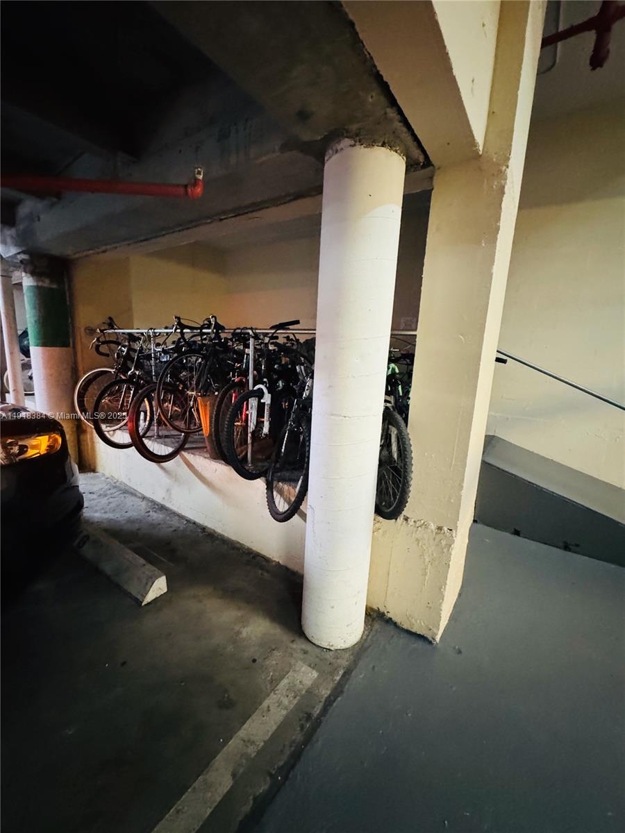 Photo of 20335 Country Club Dr #608, Aventura, Florida, 33180 -