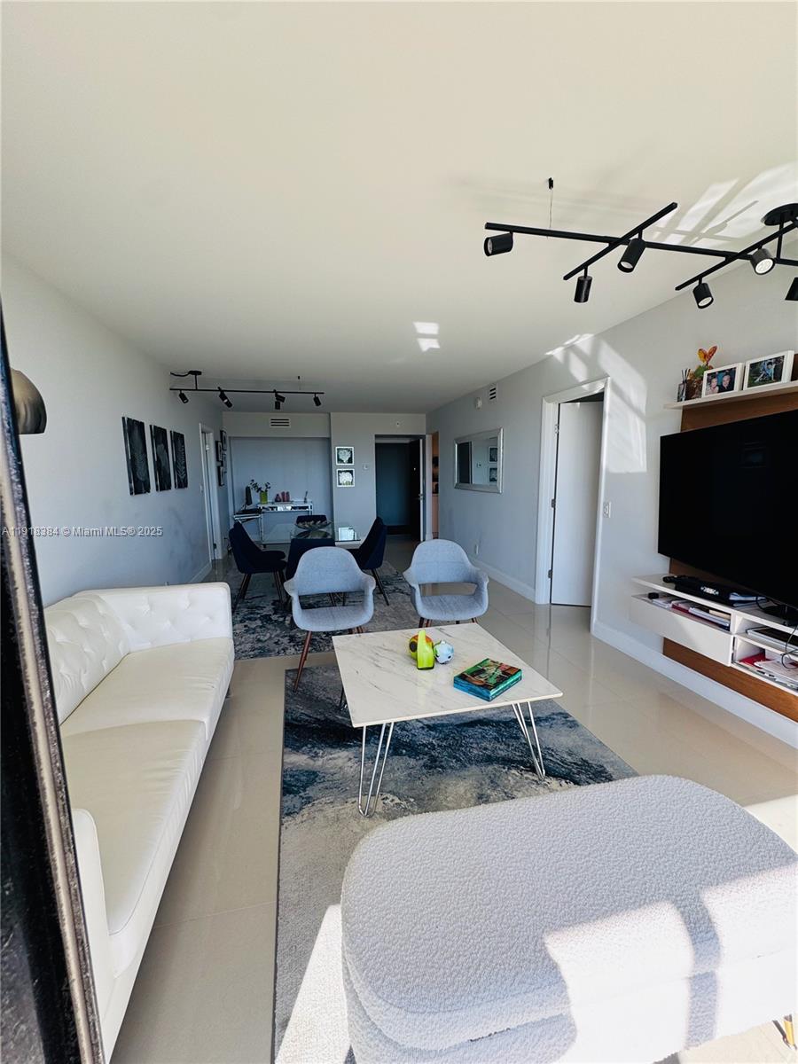 Photo of 20335 Country Club Dr #608, Aventura, Florida, 33180 -