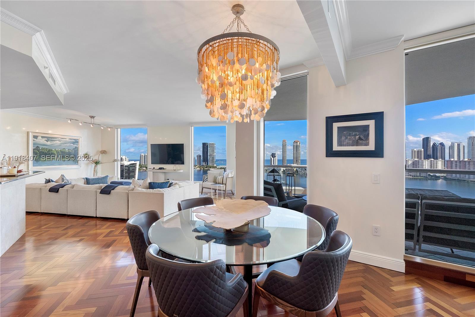 2406 4 / 4 3222 sq. ft. $ 2025-11-22 0 foto