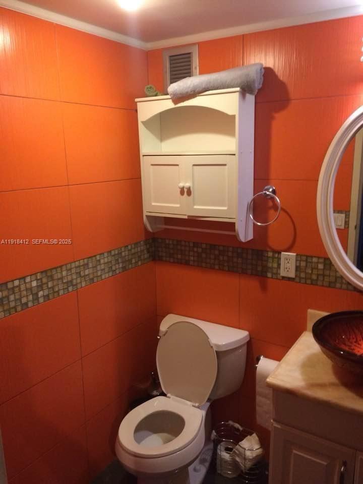 Photo of #101, Hallandale Beach, Florida, 33009 -