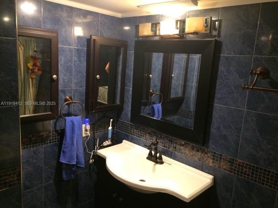 Photo of #101, Hallandale Beach, Florida, 33009 -