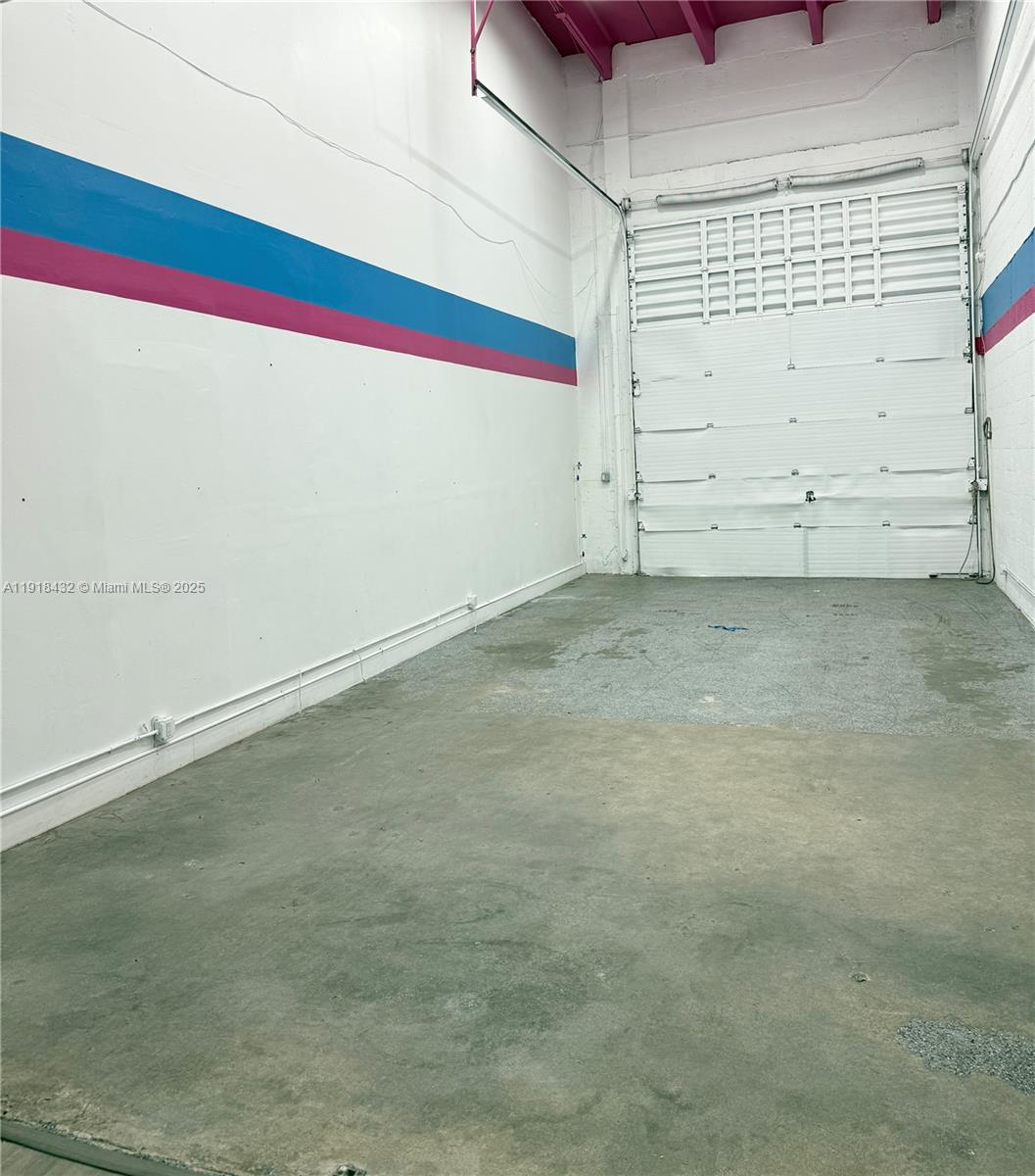 Подробнее 3 / кв.футов $ 2025-11-21 0 Фото