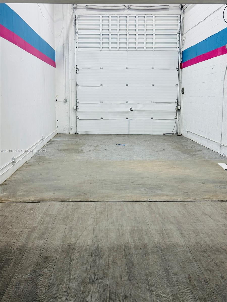 Подробнее 3 / кв.футов $ 2025-11-21 0 Фото