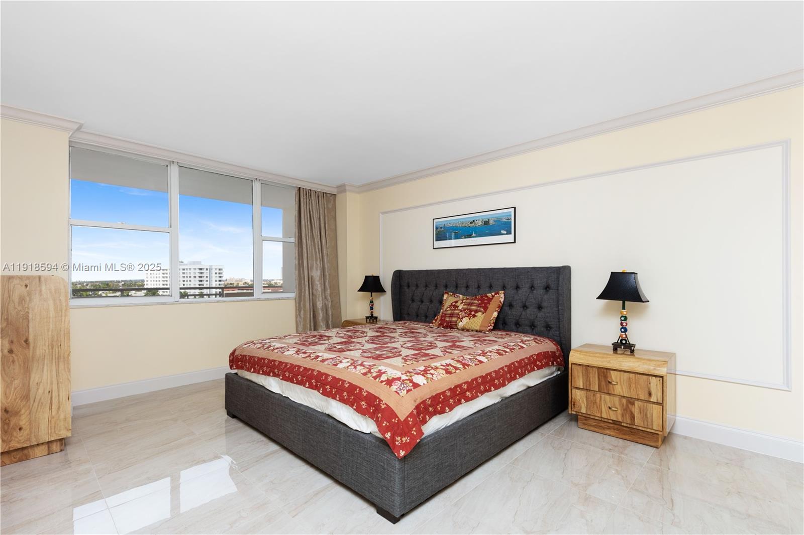 Photo of 3180 Ocean Dr  #617, Hallandale Beach, Florida, 33009 - 
