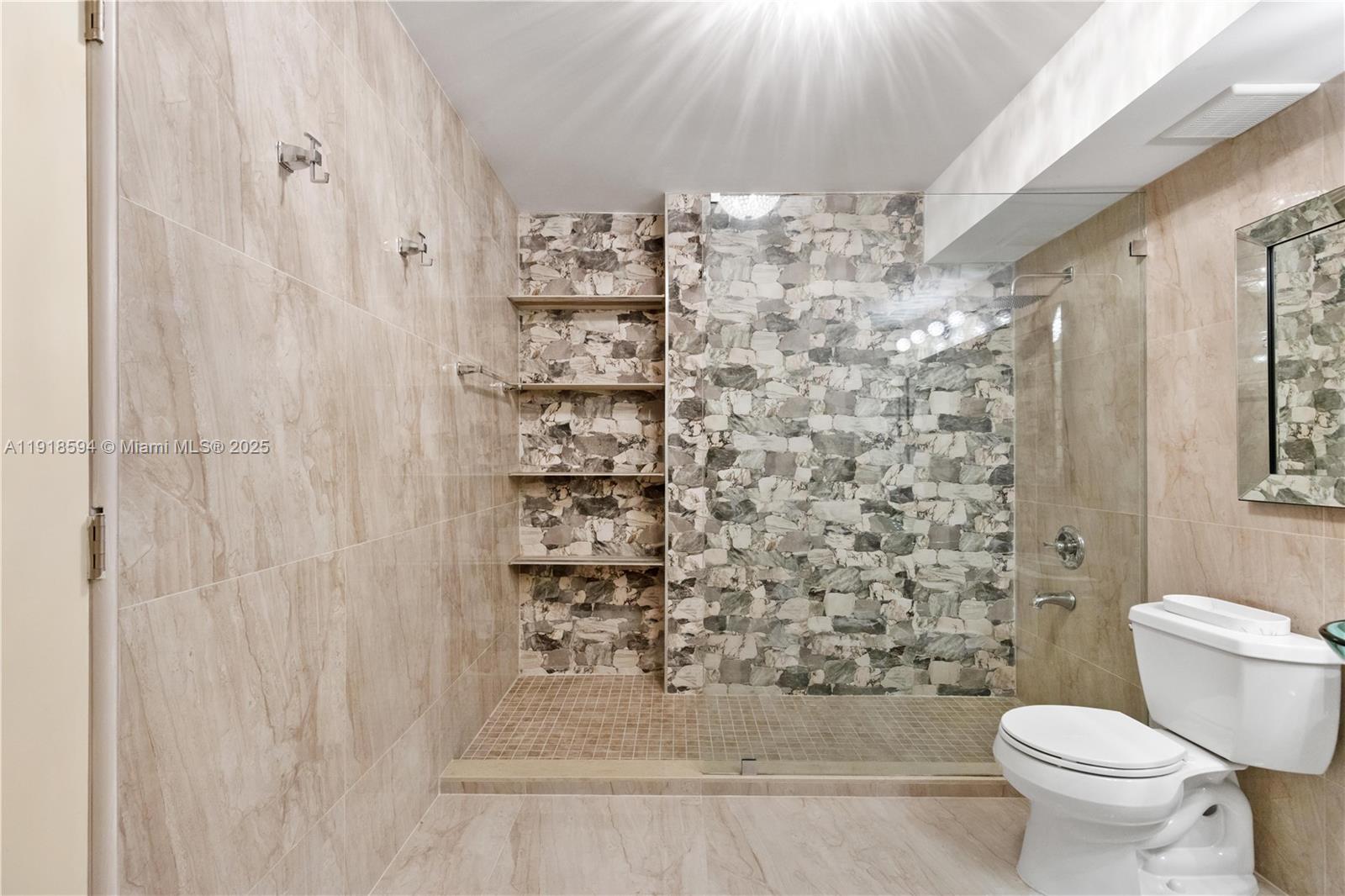 Photo of 3180 Ocean Dr  #617, Hallandale Beach, Florida, 33009 - 