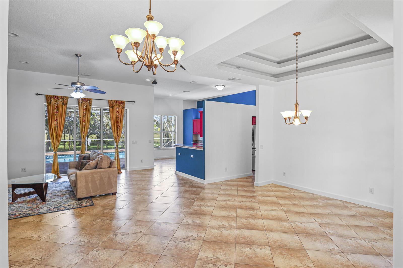 Ver detalles 140 4 / 2 2080 sq. ft. $ 2026-05-28 0 foto
