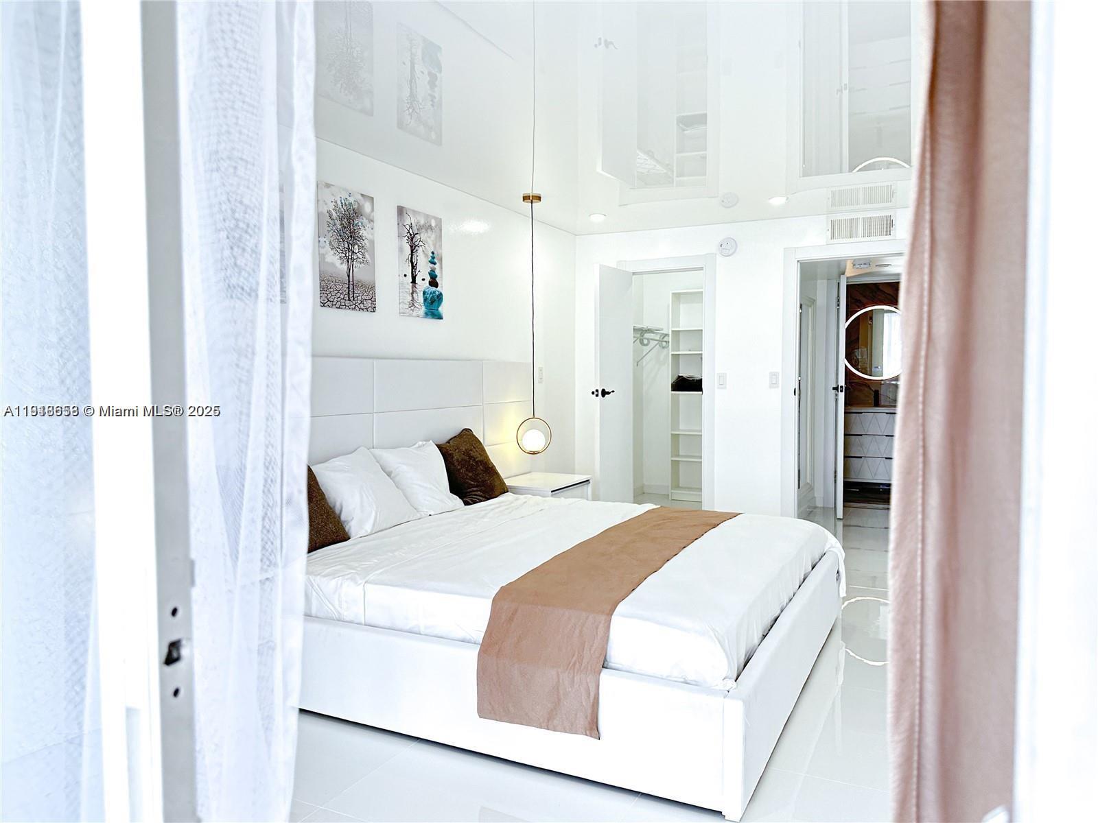 Photo of 501 Three Islands Blvd  #515, Hallandale Beach, Florida, 33009 - 