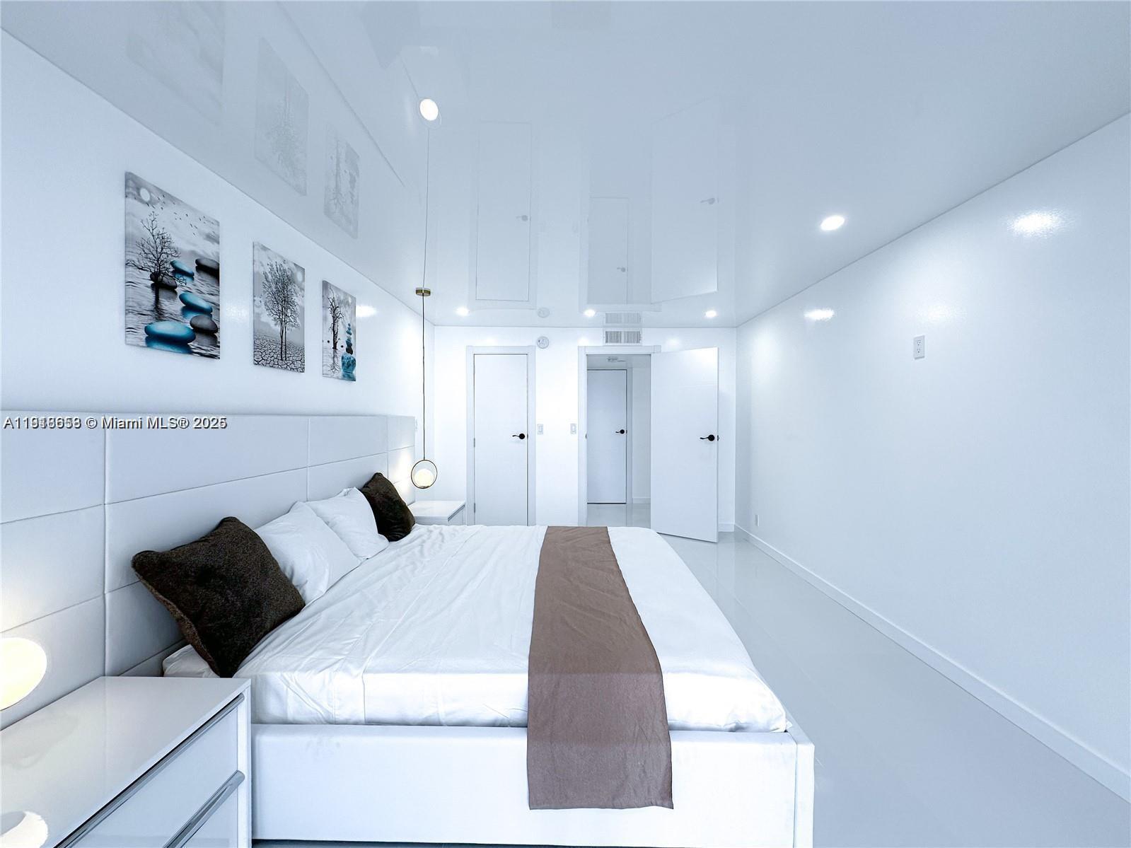 Photo of 501 Three Islands Blvd  #515, Hallandale Beach, Florida, 33009 - 