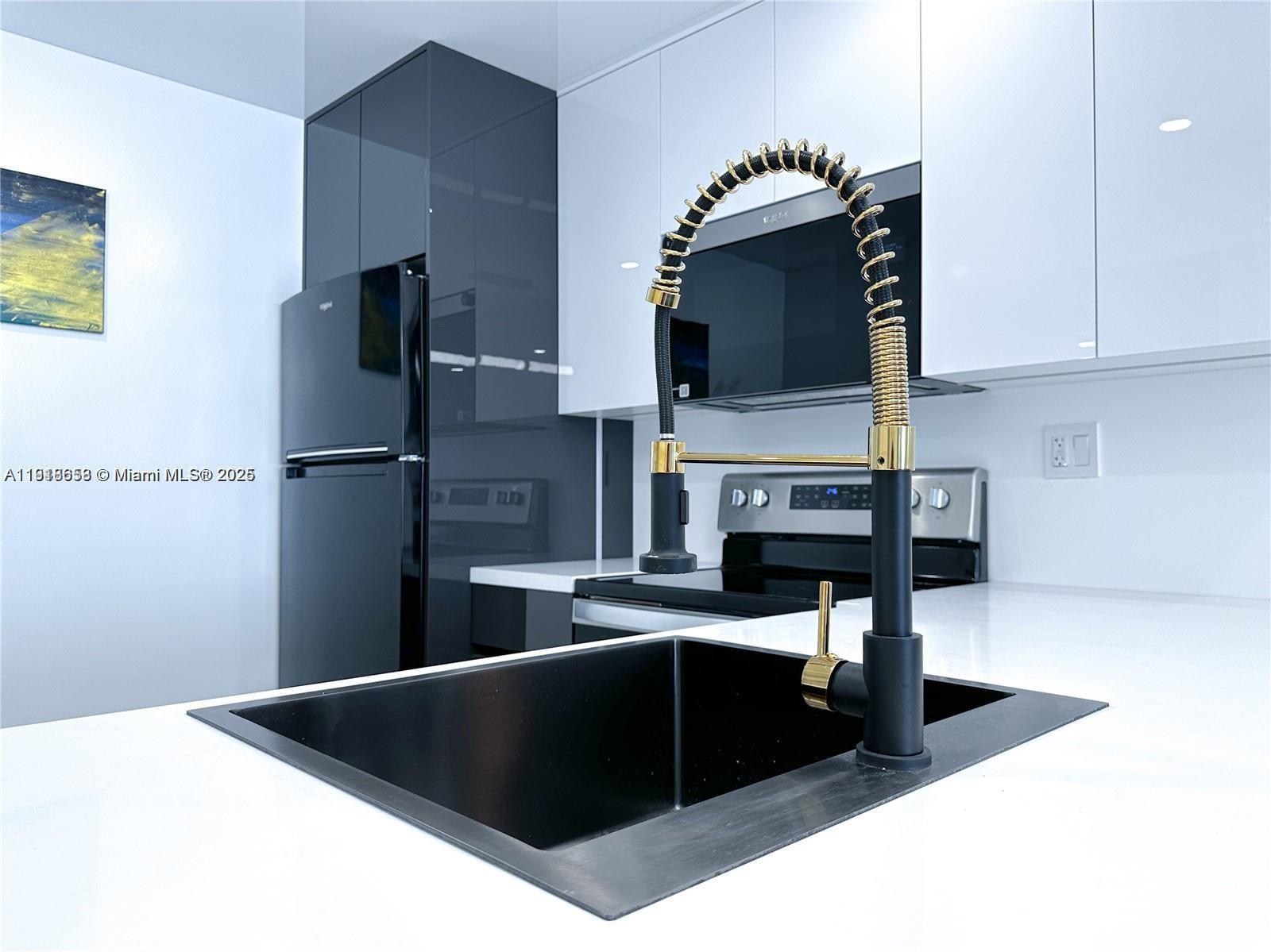 Photo of 501 Three Islands Blvd  #515, Hallandale Beach, Florida, 33009 - 