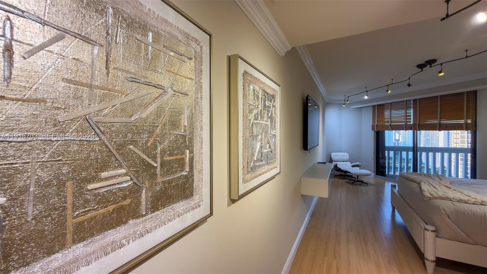 See details 3004 3 / 3 2560 sq. ft. $ 2025-11-22 0 Photo