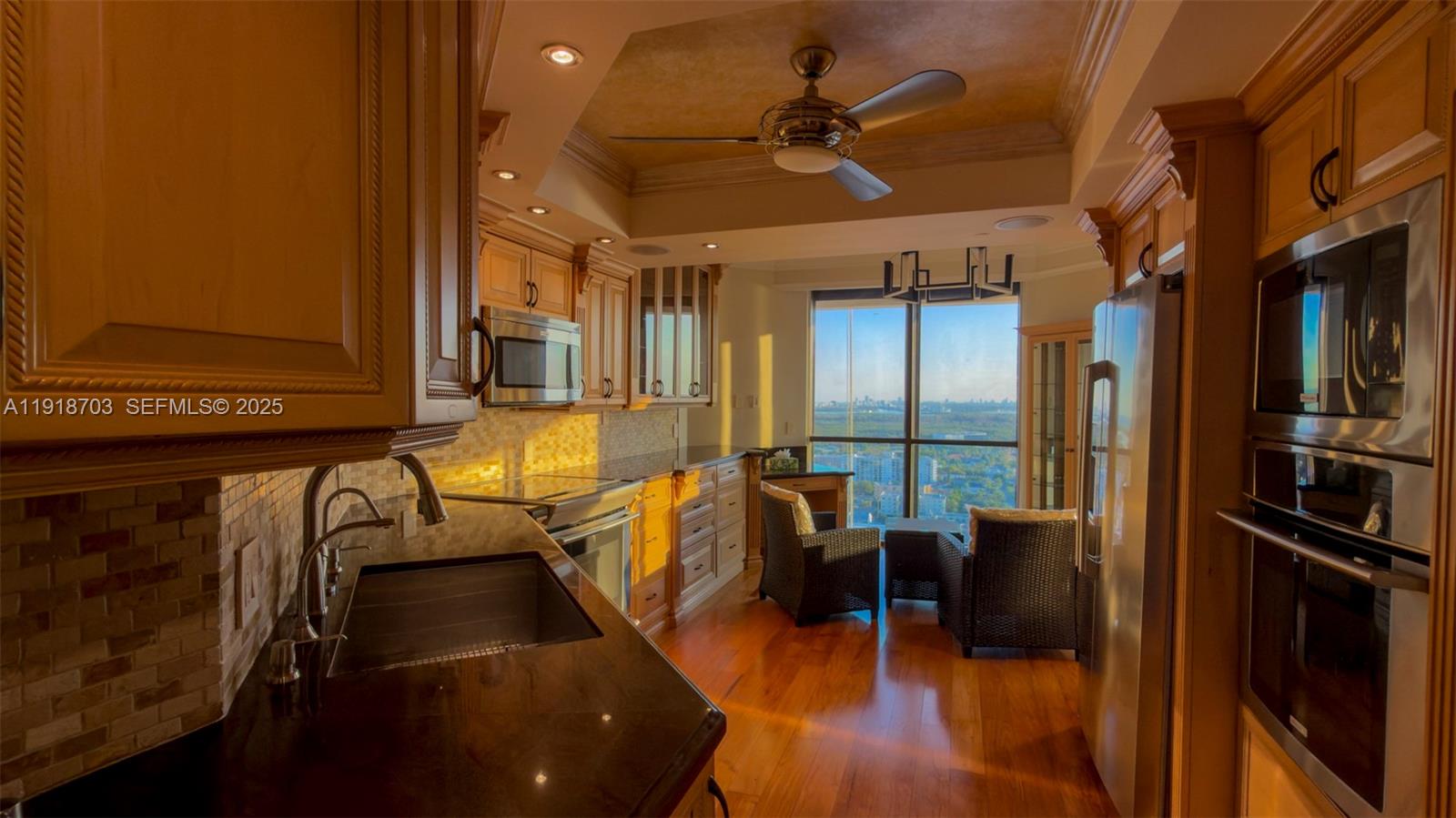 See details 3004 3 / 3 2560 sq. ft. $ 2025-11-22 0 Photo