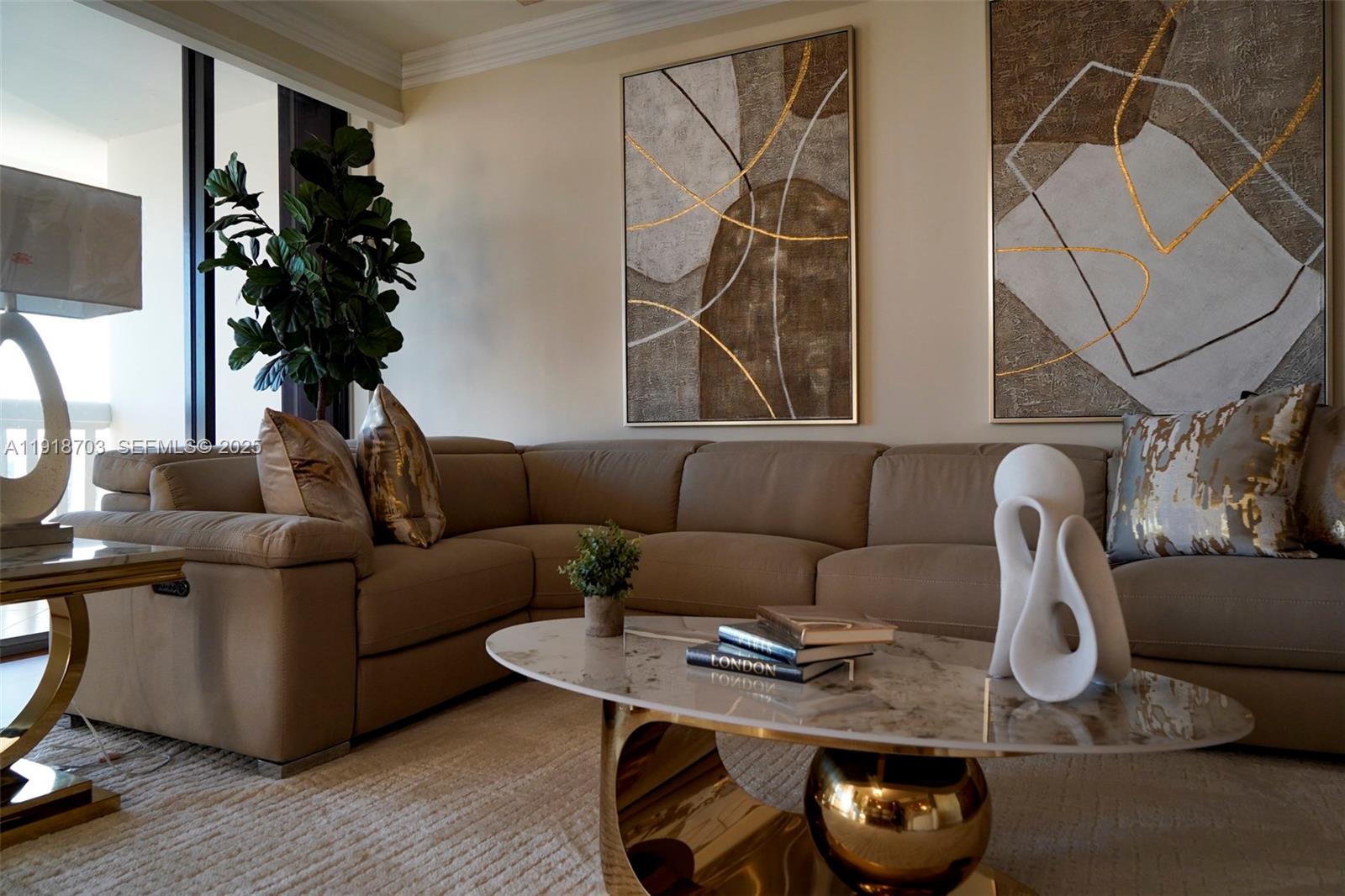 See details 3004 3 / 3 2560 sq. ft. $ 2025-11-22 0 Photo