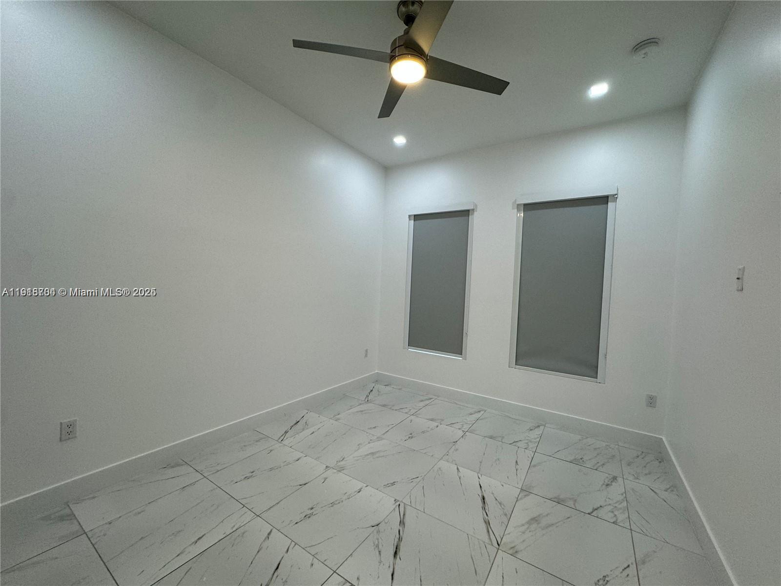 13284 4 / 4 2511 sq. ft. $ 2025-11-22 0 Photo