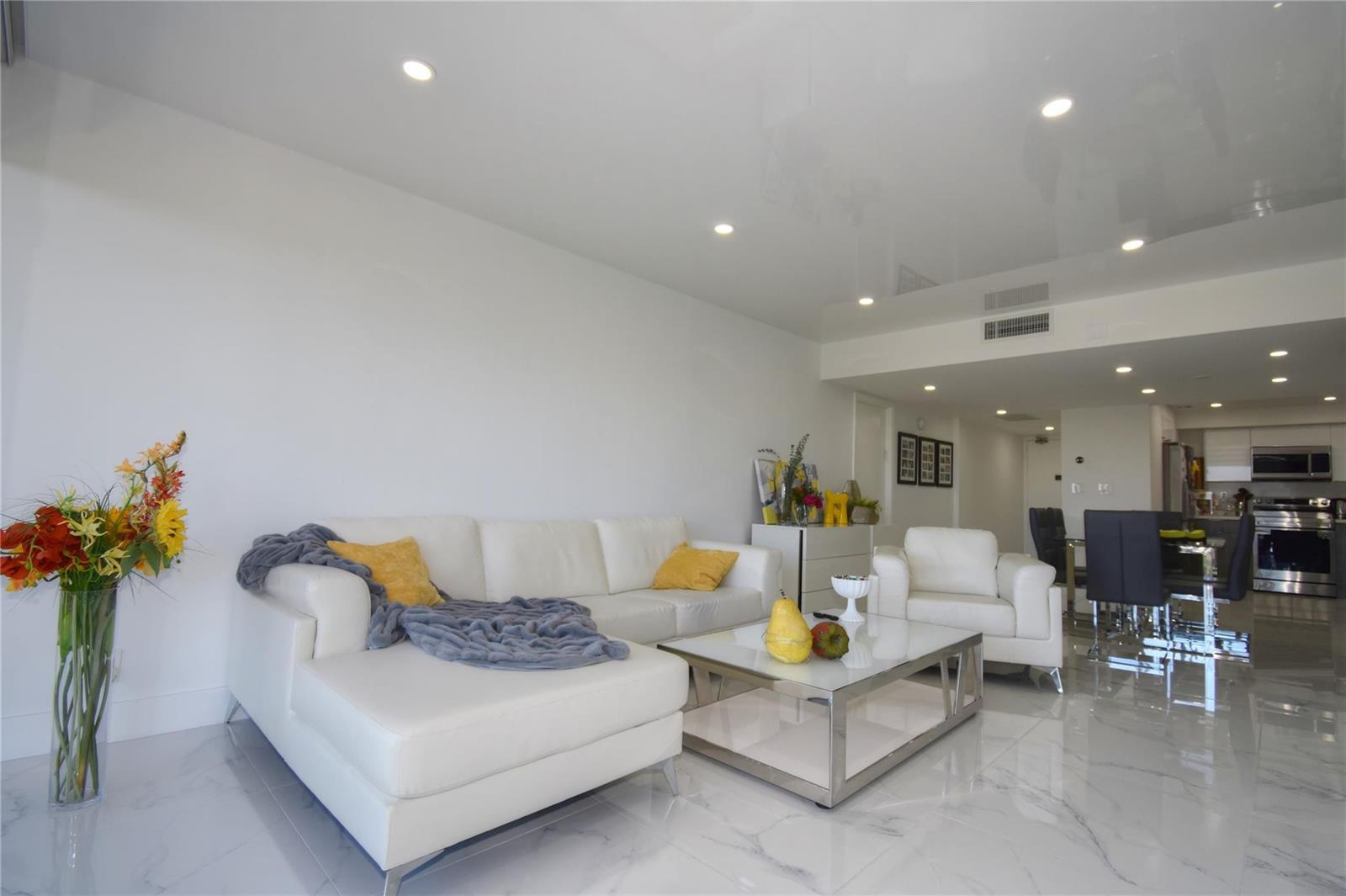Photo of 20301 Country Club #930, Aventura, Florida, 33180 - Photo 15