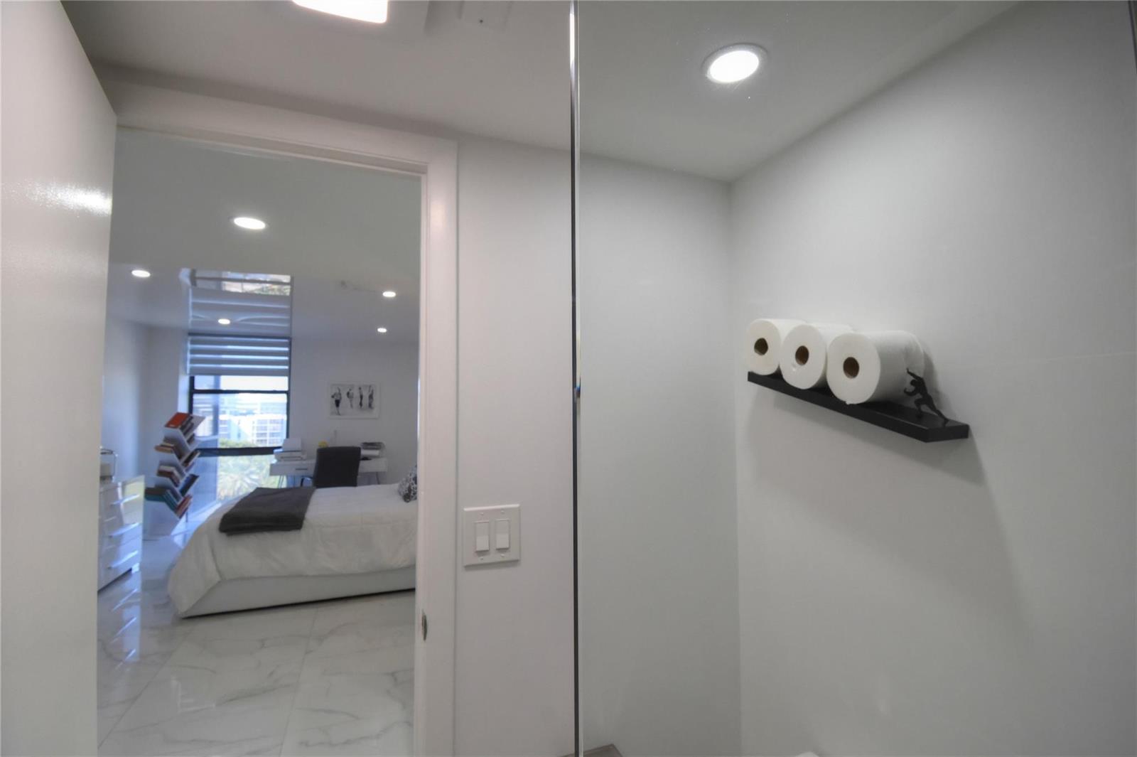 Photo of 20301 Country Club #930, Aventura, Florida, 33180 - Photo 24