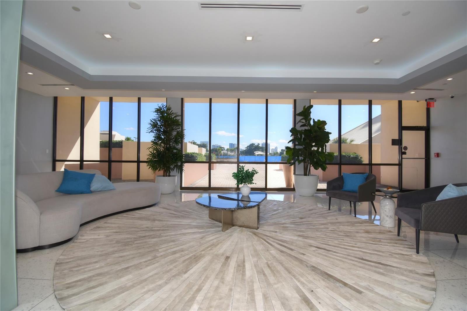 Photo of 20301 Country Club #930, Aventura, Florida, 33180 - Photo 3