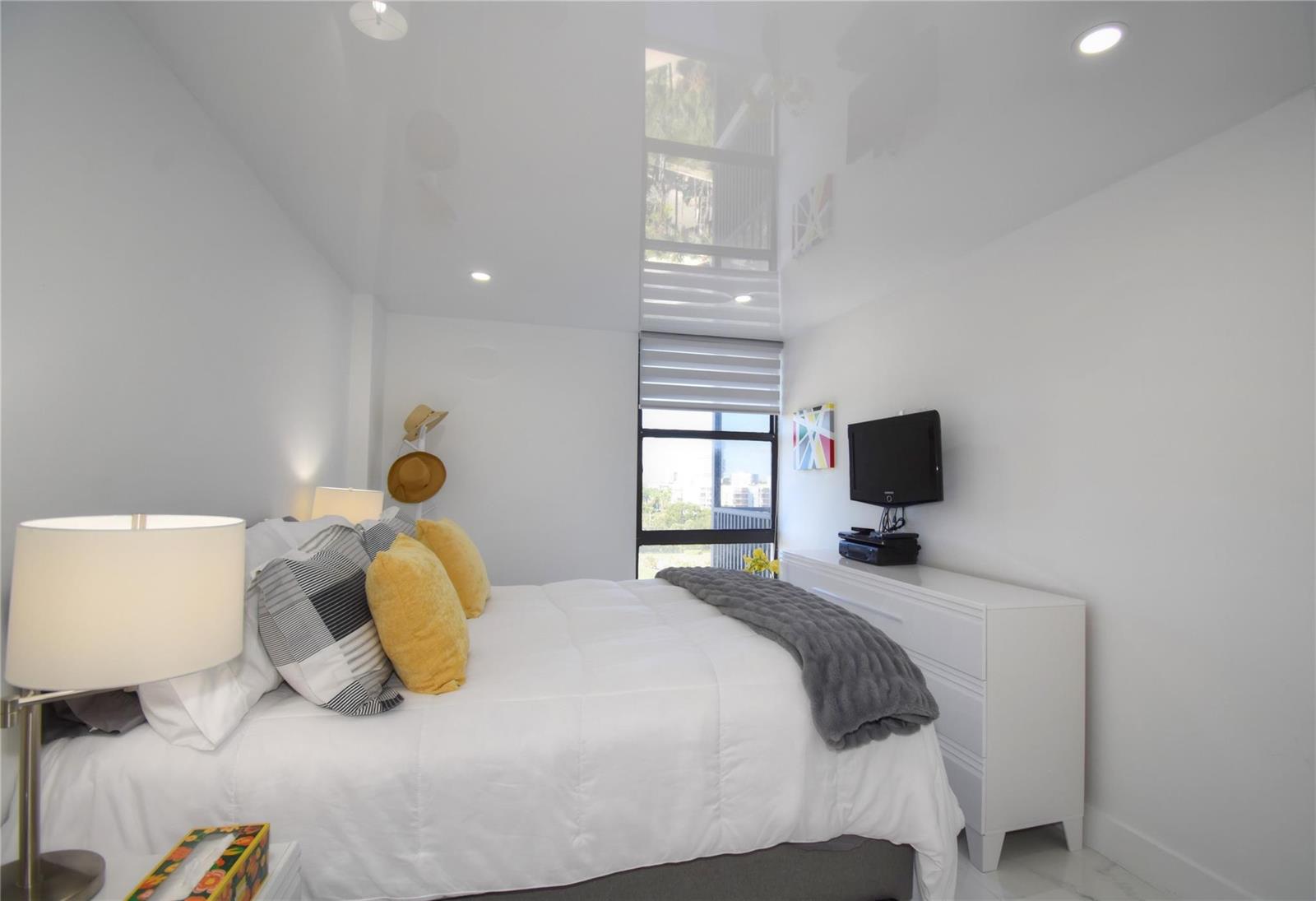 Photo of 20301 Country Club #930, Aventura, Florida, 33180 - Photo 35