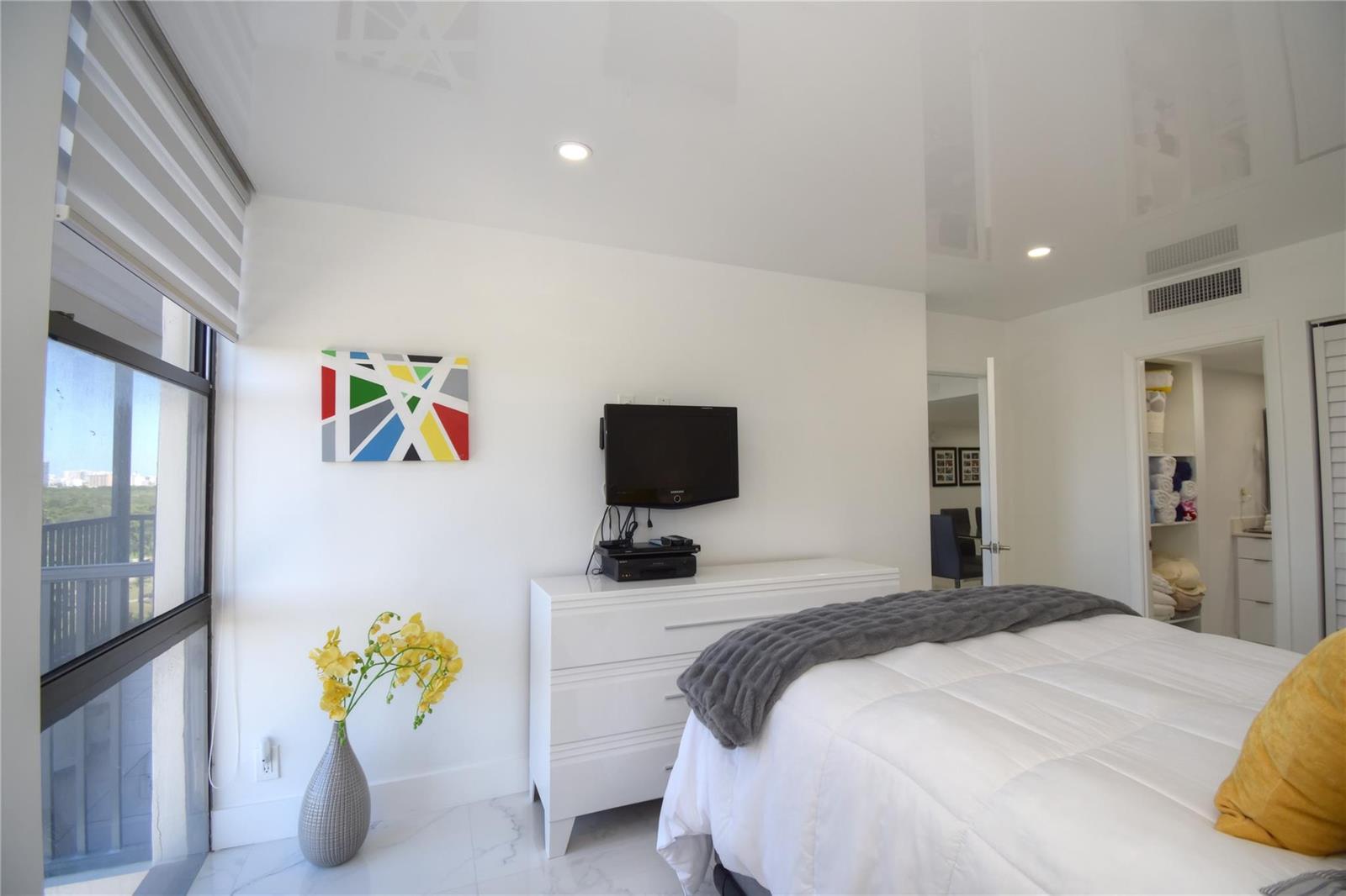 Photo of 20301 Country Club #930, Aventura, Florida, 33180 - Photo 37