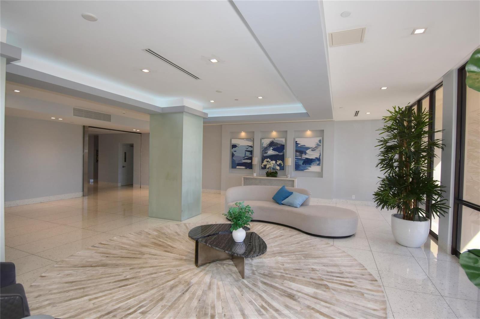 Photo of 20301 Country Club #930, Aventura, Florida, 33180 - Photo 4