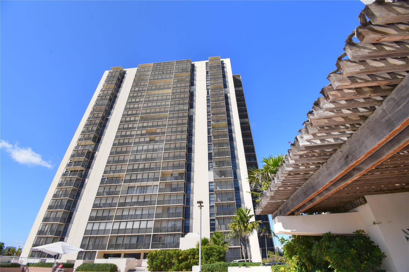 Photo of 20301 Country Club #930, Aventura, Florida, 33180 - Photo 48