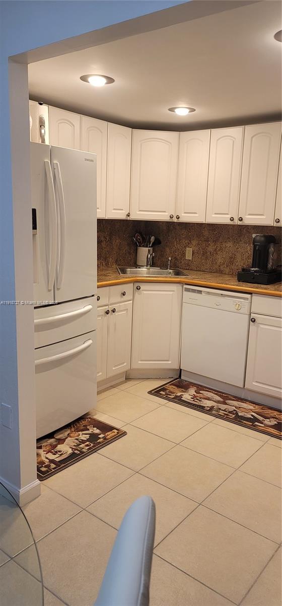 Photo of 3675 Country Club Dr #2201, Aventura, Florida, 33180 -