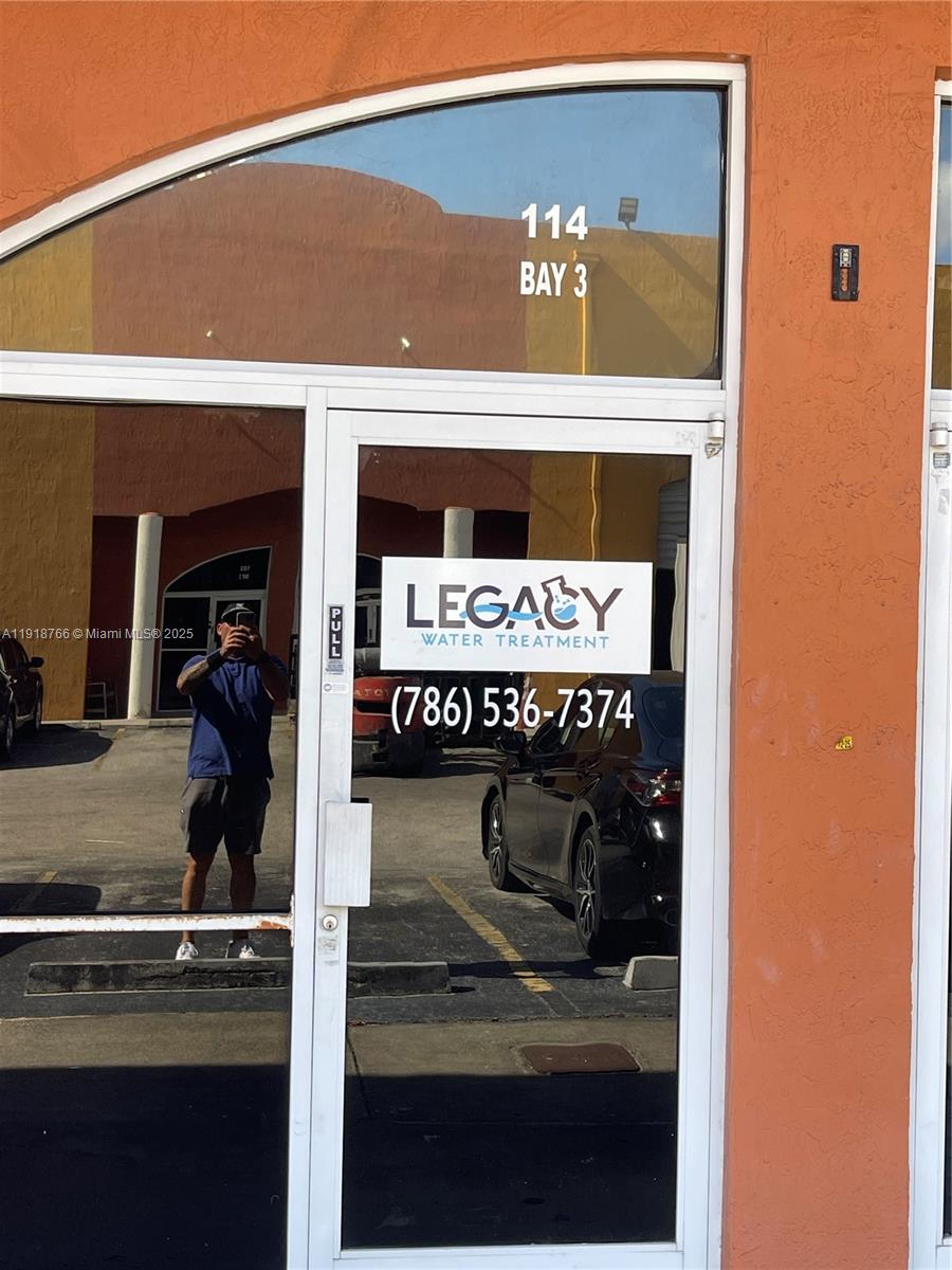 114  /   sq. ft. $ 2025-11-22 0 Photo