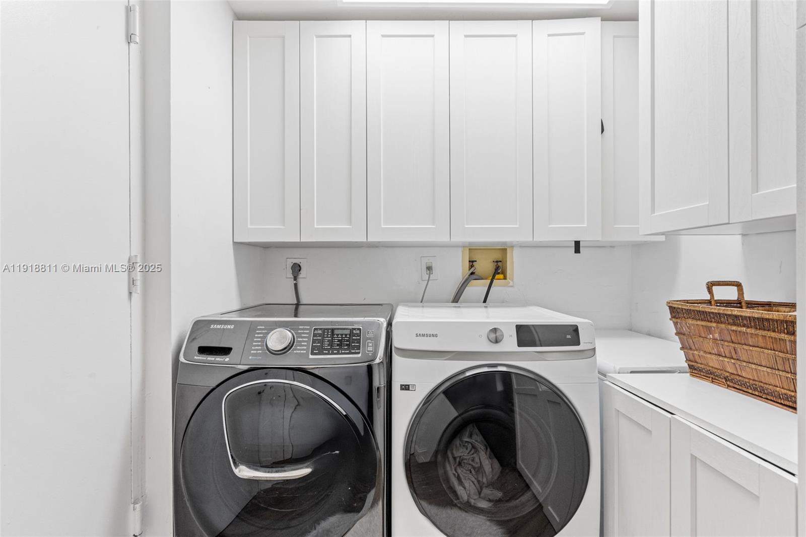 Photo of 3801 207th St  #603, Aventura, Florida, 33180 - 