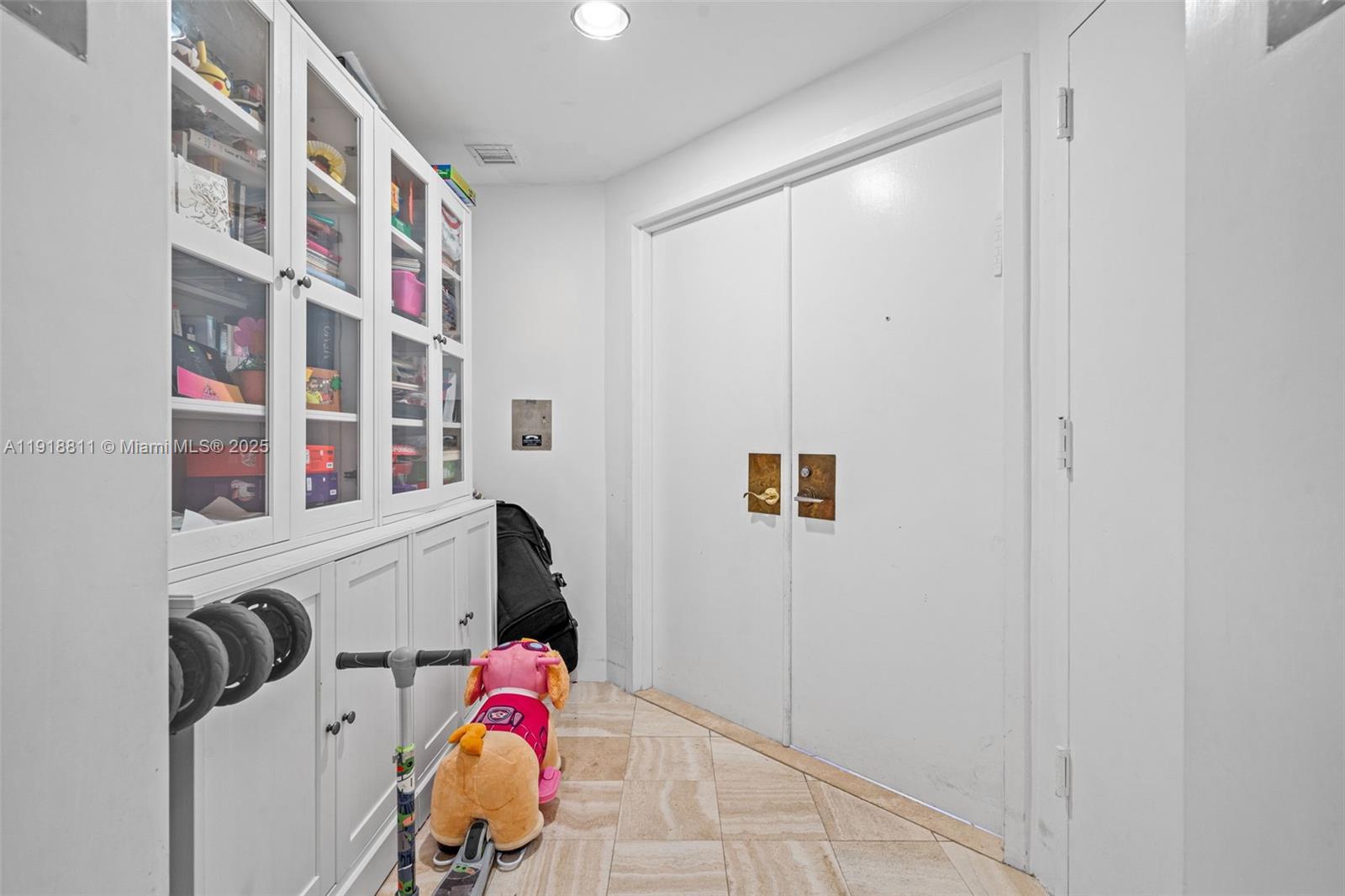 Photo of 3801 207th St  #603, Aventura, Florida, 33180 - 