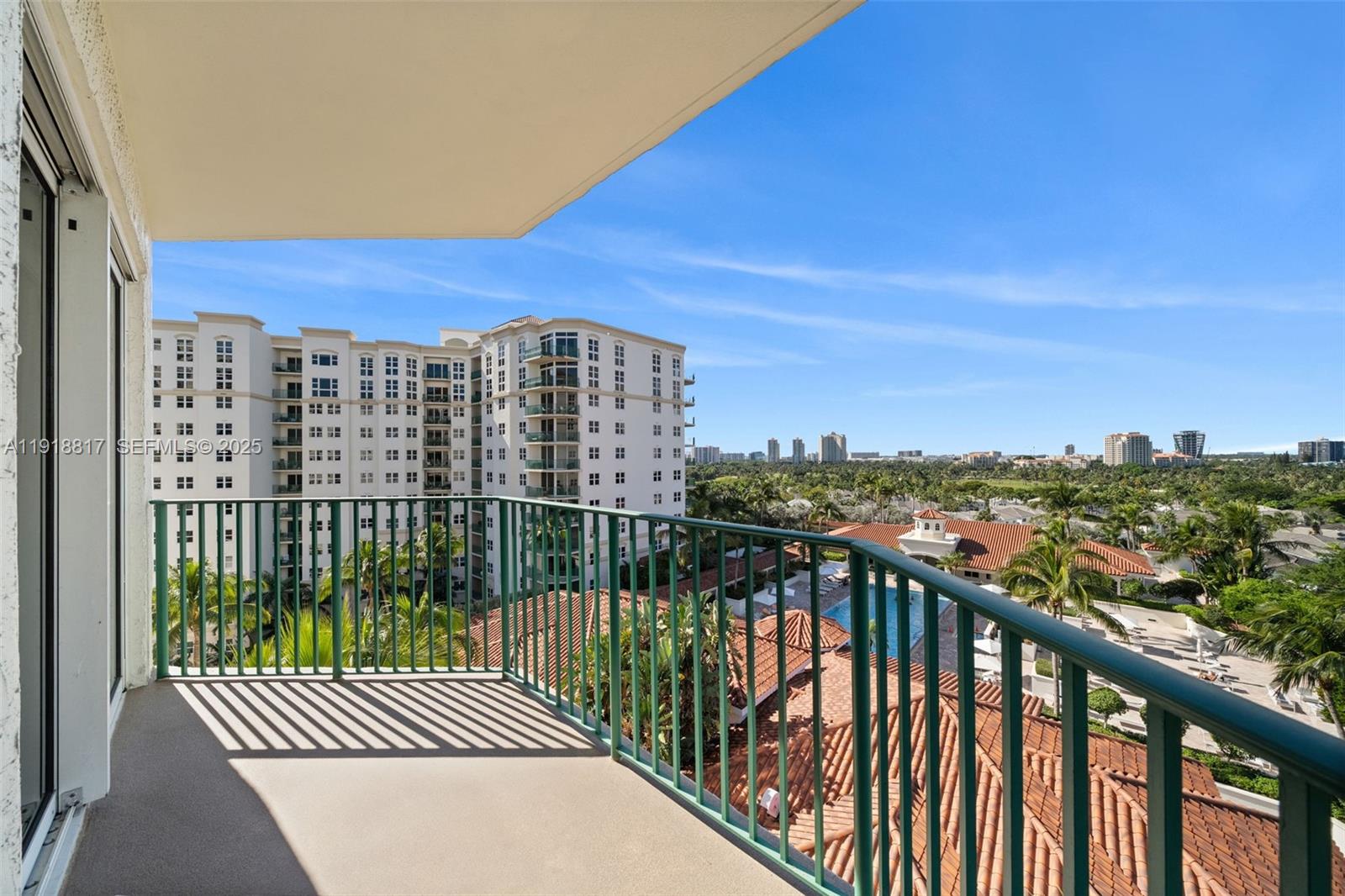 Photo of 20000 Country Club Dr  #1002, Aventura, Florida, 33180 - 